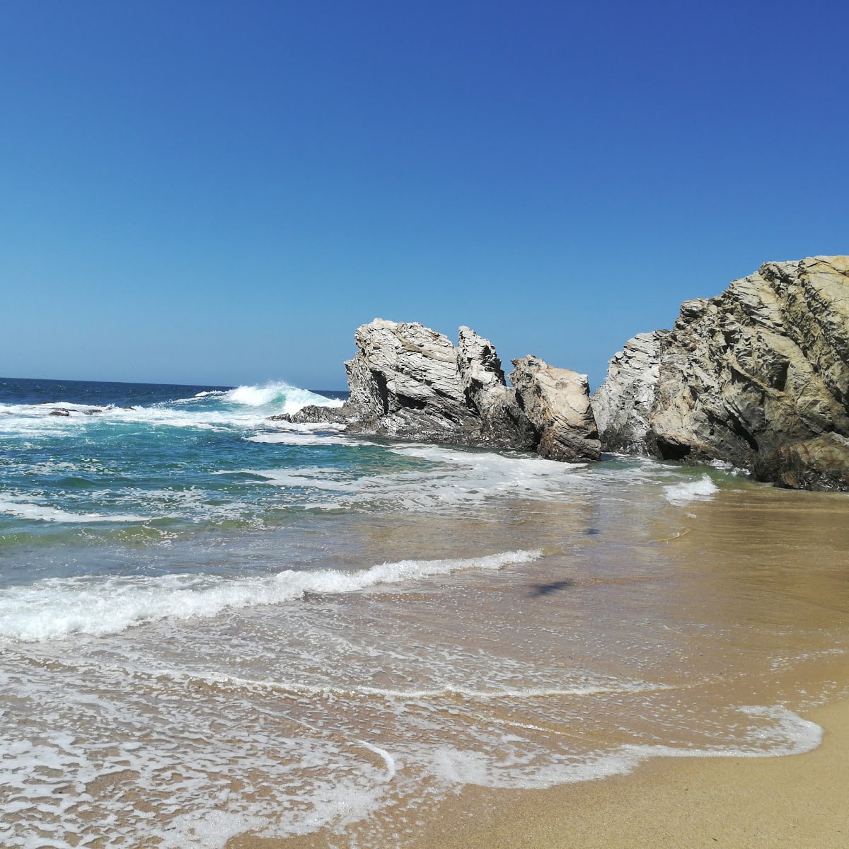 Praia dos Buizinhos vista beira-mar