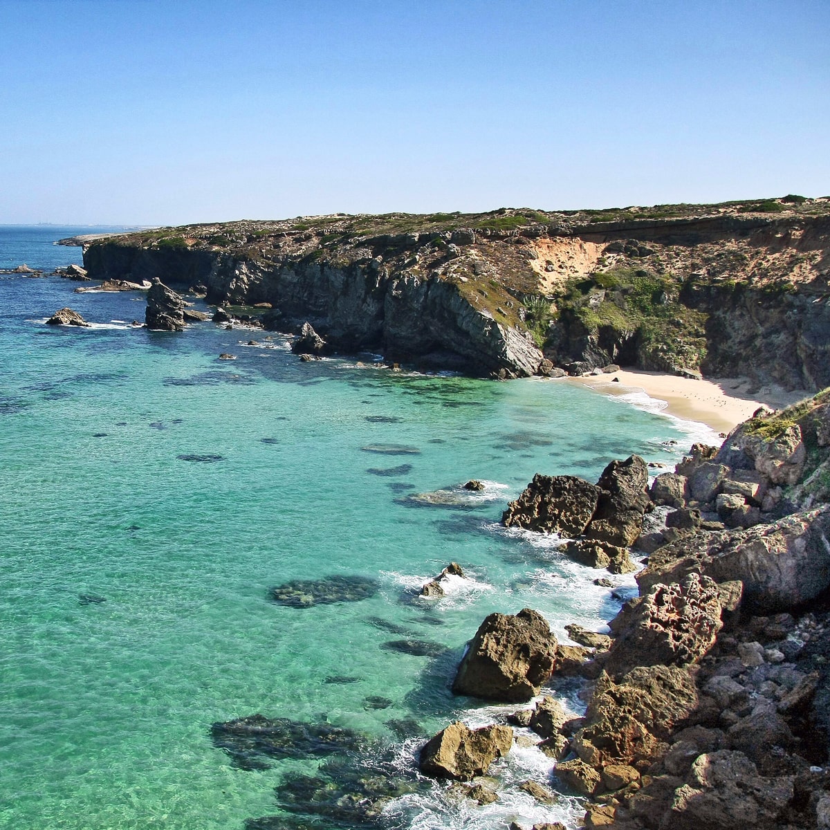 praia do burdo perto de vila nova de milfontes